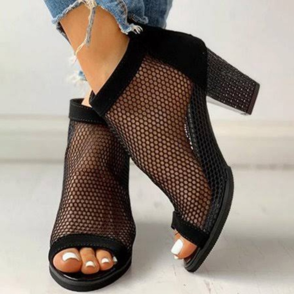 โจ๏ธ Hot Pick ๐ฃ PAOTMBU Black Mesh Front Block Heel Sandals/ Booties 41 nwot - Picture 1 of 5